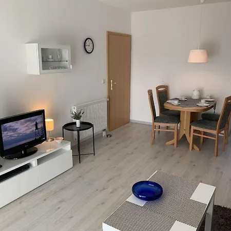 With 2 Bedrooms Σπίτι διακοπών *