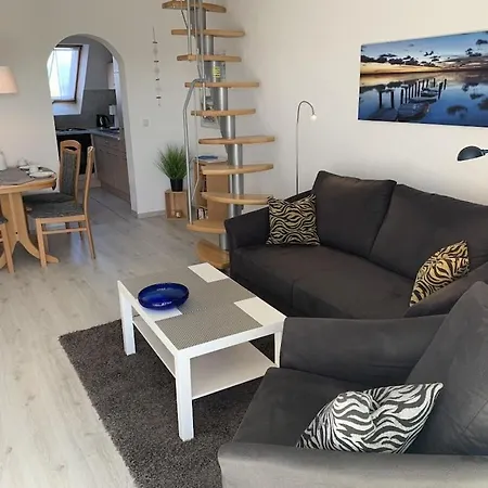 Σπίτι διακοπών With 2 Bedrooms *